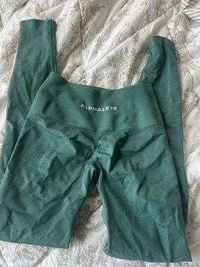 alphalete leggings